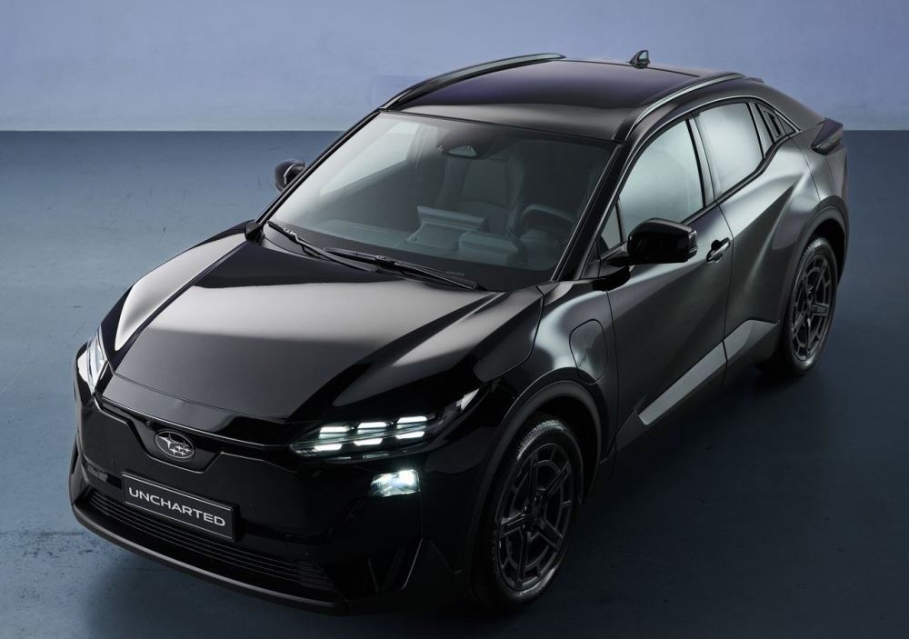 Test kompaktního elektrického crossoveru Subaru Uncharted 2026