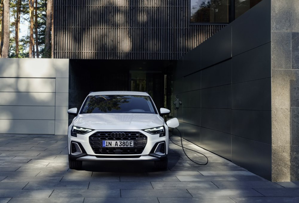 Audi A3 allstreet Plug-in Hybrid: efektivní kompaktní crossover