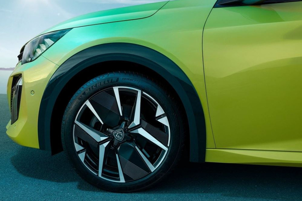 Recenze Peugeot e-208: technické specifikace, výbava, fotografie Fotografie 7