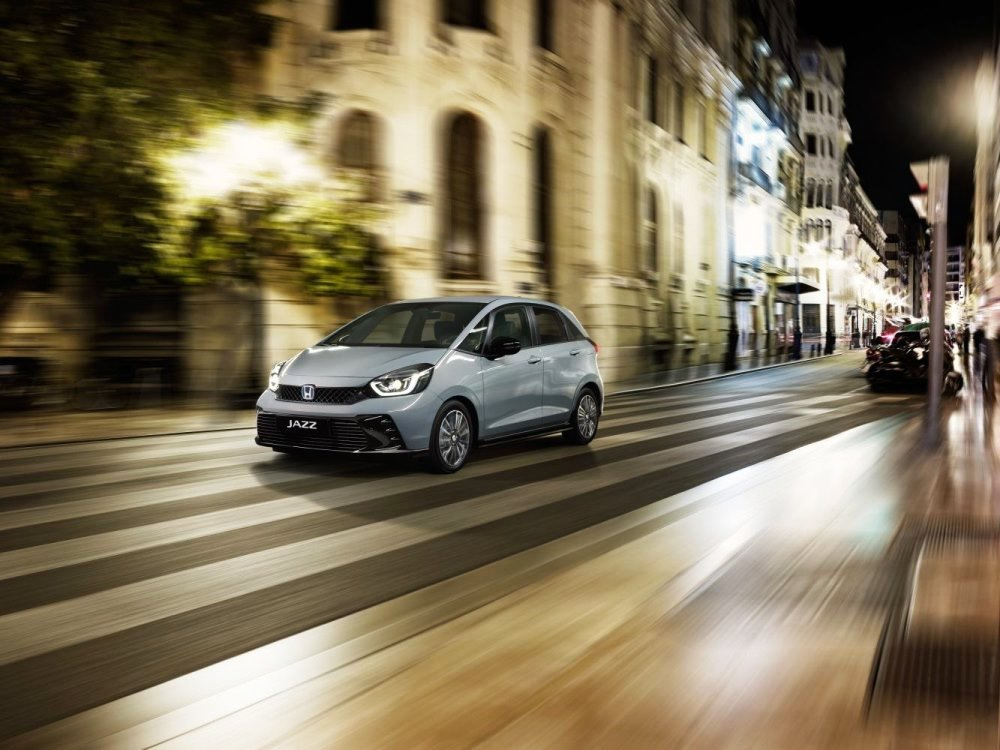 Honda Jazz IV: kompaktní hybrid s prostorným interiérem