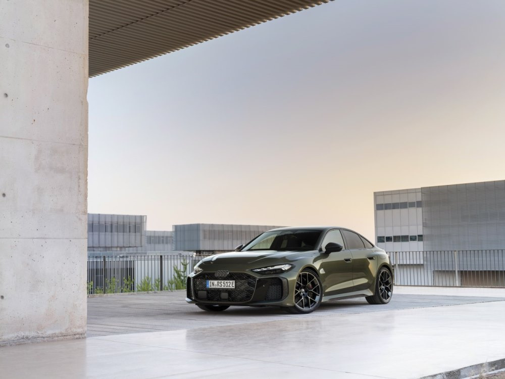 Test sedanu Audi RS5: výkonný plug-in hybrid od Audi Sport