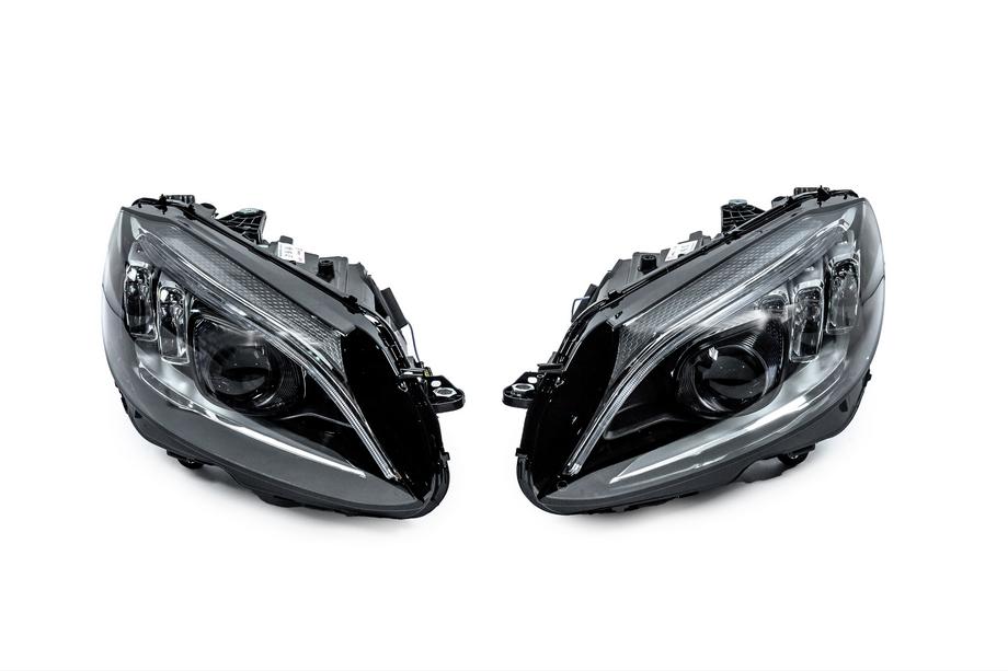 Mercedes C-Class W205 2014–2021 Přední světlomety s moduly Full LED (pro HALOGEN, 2 ks) Image