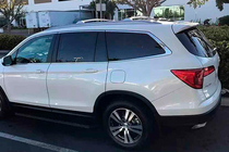 Honda Pilot 2015–2022 Střešní nosič (příčníky) na integrované podélníky OEM (2 ks) Černá fotografie 5
