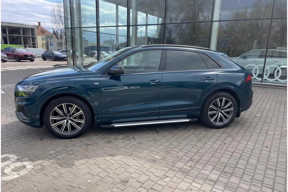 Audi Q8 2018– Boční nášlapy Allmond Grey (2 ks, hliník) Image