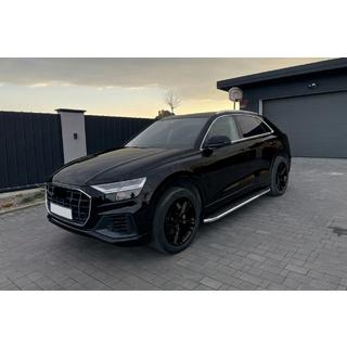 Boční prahy Maydos V1 (2 ks, hliník ↗ nerez) Audi Q8 2018– fotografie 1