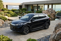 BYD Atto 3 2021– Boční prahy Allmond Black (2 ks, hliník) fotografie 1