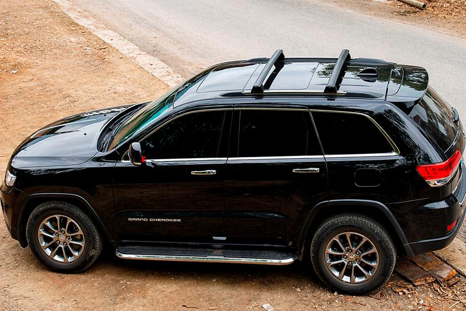 Jeep Grand Cherokee WK2 2010–2021 Střešní nosič – příčníky na integrované podélníky OEM V1 (2 ks) Černá Fotografie 10