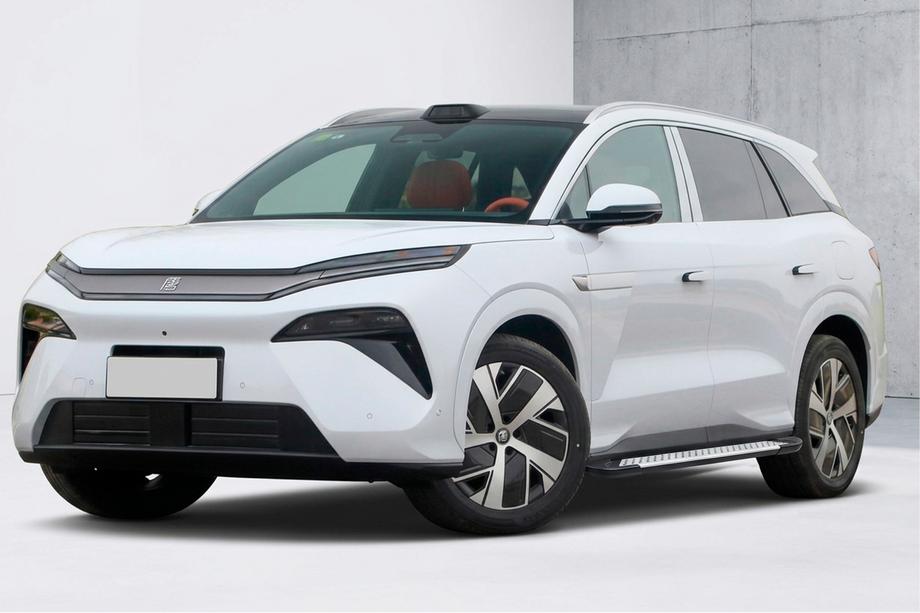 BYD Tang 2025– Boční nášlapy Allmond Grey (2 ks, hliník) Fotografie 1