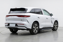 BYD Tang 2025– Boční nášlapy Vision New Black (2 ks, hliník) fotografie 1