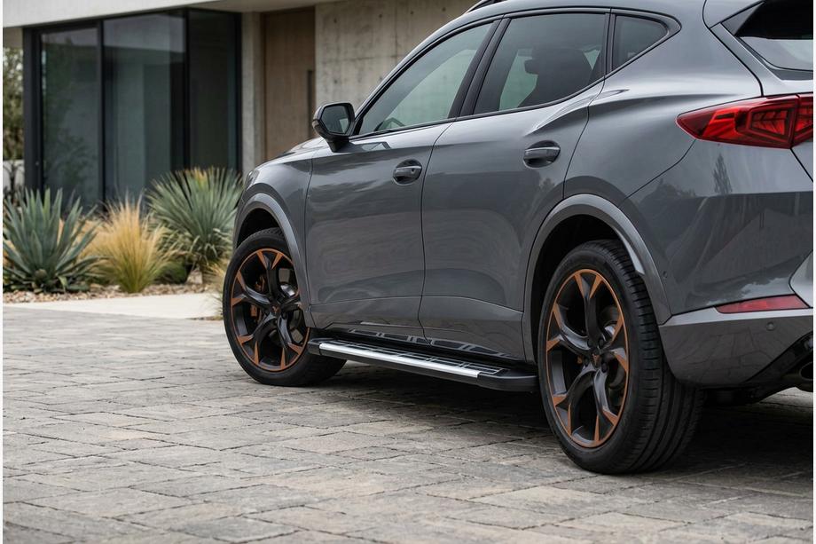 Cupra Formentor 2020– Boční nášlapy Sunrise (2 ks, hliník) Image