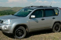 Nissan X-trail T31 2007–2014 Střešní příčníky do originálních úchytů, uzamykatelné OEM (2 ks) fotografie 7