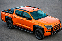 Mitsubishi L200 2024– Integrované OEM střešní ližiny (2 ks) fotografie 1