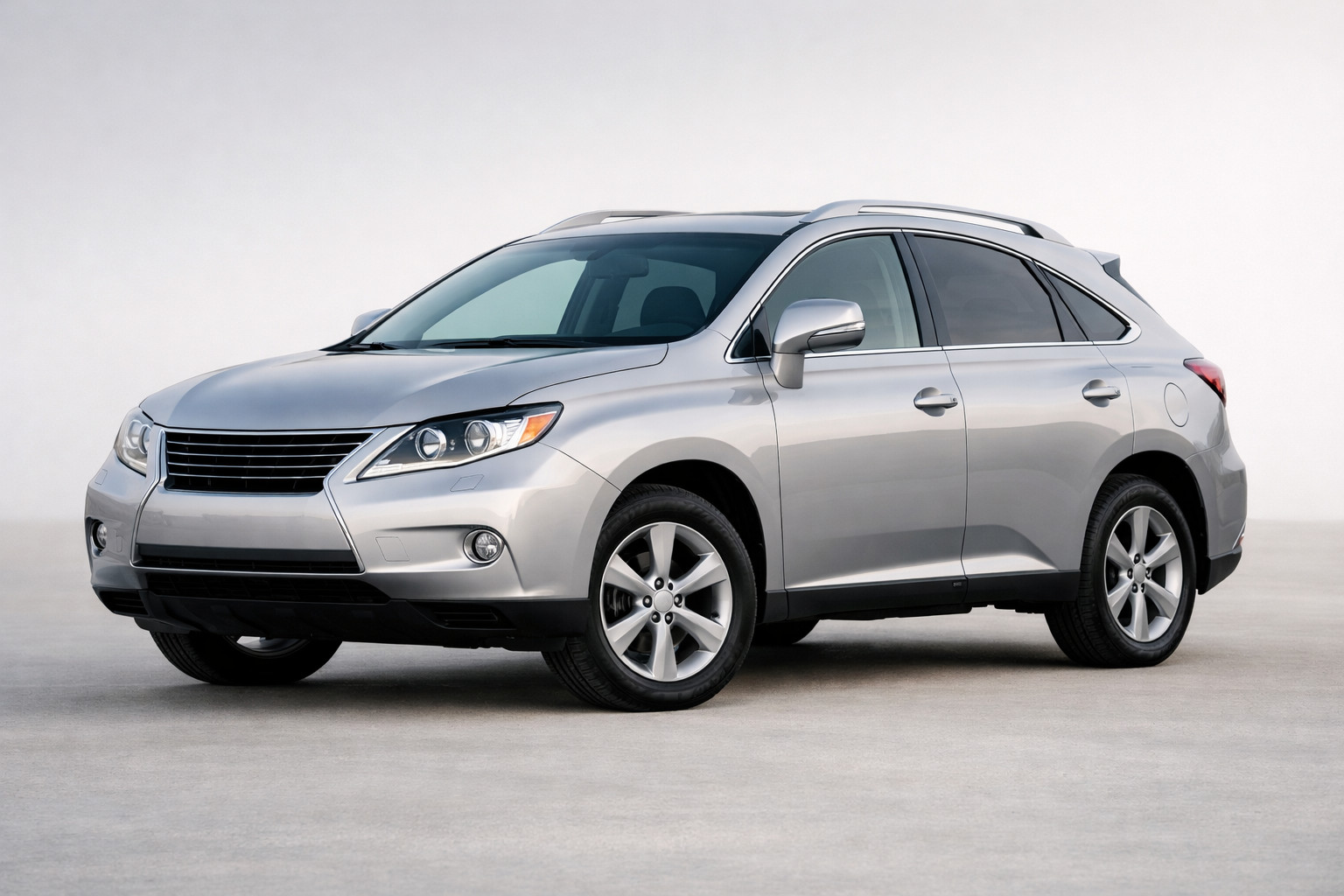 Recenze Lexus RX 2009–2015: pohodlný crossover pro každý den