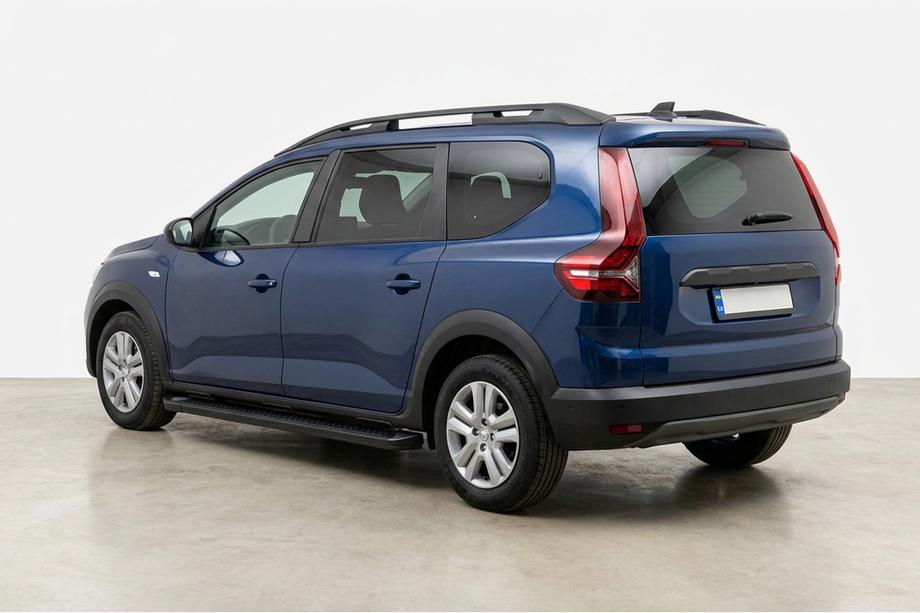 Dacia Jogger 2022– Boční prahy Allmond Black (2 ks, hliník) Fotografie 1