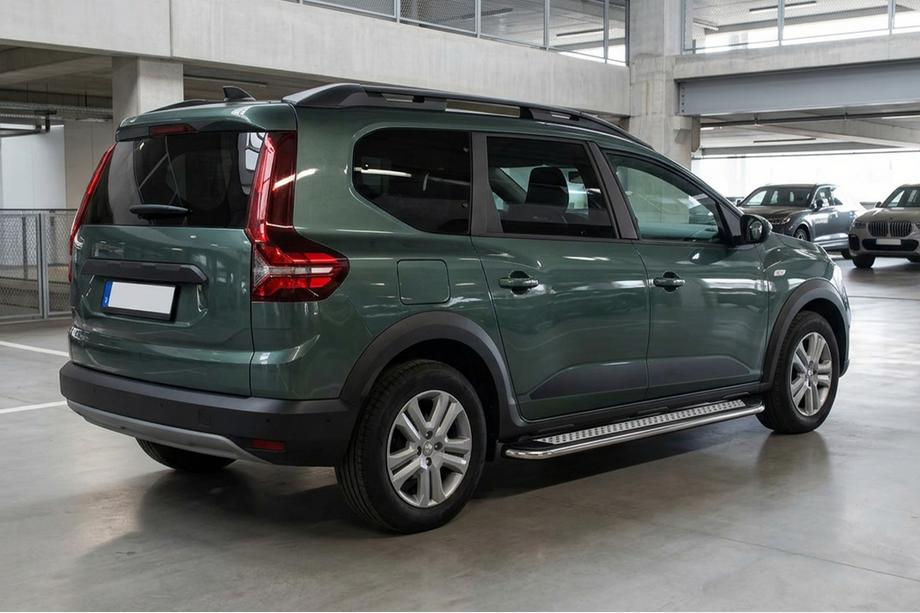 Dacia Jogger 2022– Boční nášlapy Maydos V2 (2 ks, hliník + nerez) Image