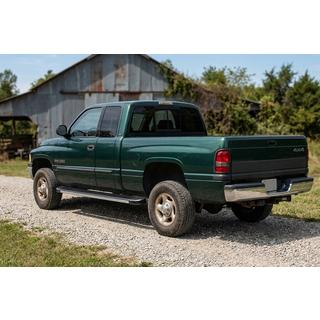 Boční nášlapy Maya V1 (2 ks, hliník) Dodge RAM (BR/BE) 1994–2002 fotografie 1