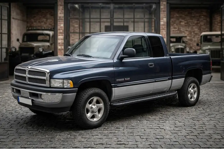 Dodge RAM (BR/BE) 1994–2002 Boční prahy Bosphorus Black (2 ks, hliník) Image