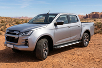 Isuzu D-Max 2019– Boční nášlapy Line (2 ks, hliník) fotografie 1