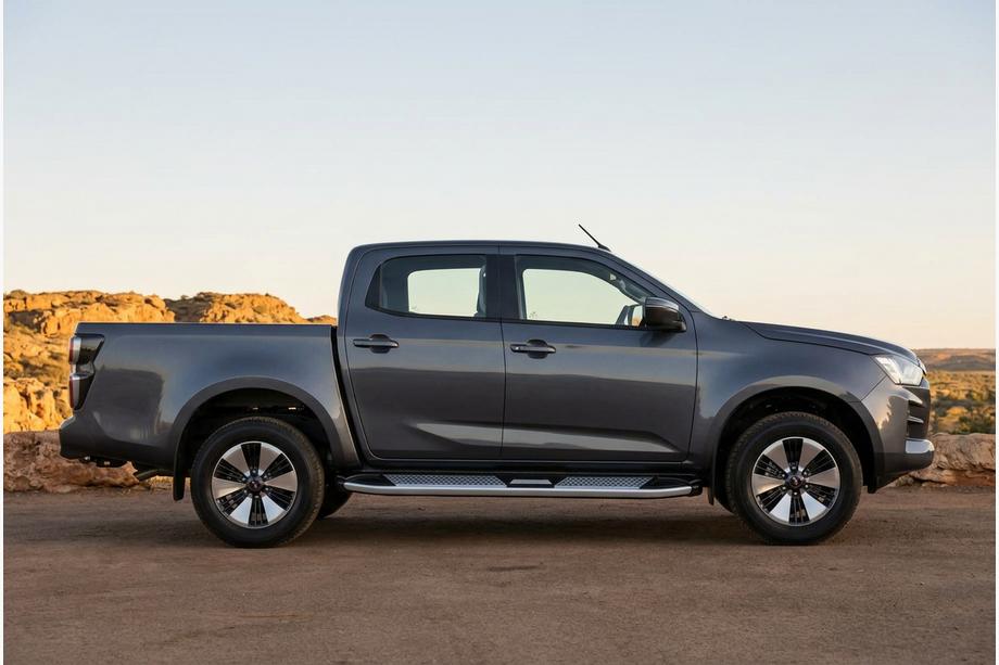 Isuzu D-Max 2019– Boční nášlapy Mevsim Grey (2 ks, hliník) Image