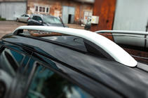 Nissan Juke 2010–2019 Střešní ližiny CROWN (matná šedá) fotografie 4