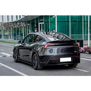 Sada bodykitu Black Warrior (pro 2025+) Tesla Model Y 2020– fotografie 4
