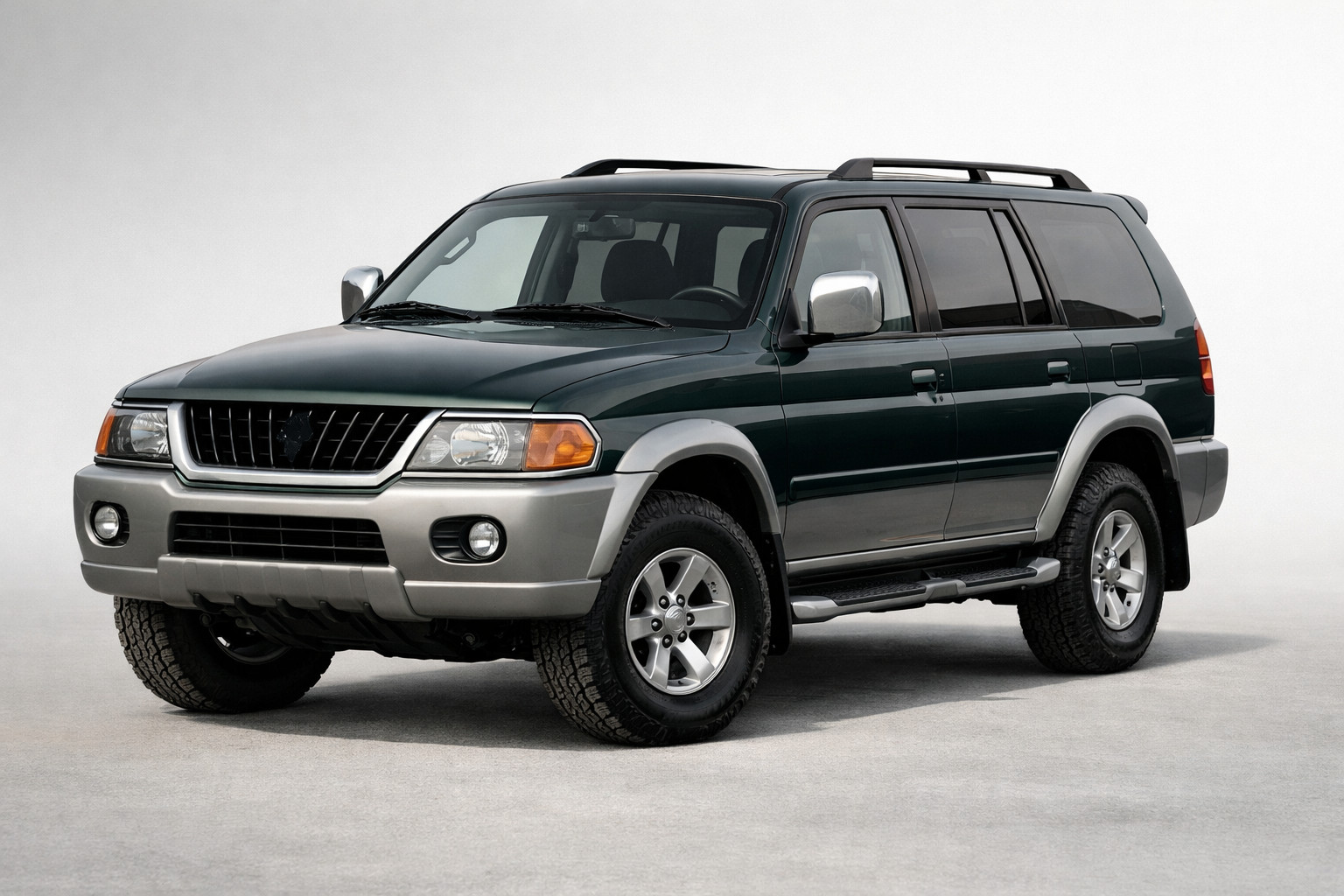 Test Mitsubishi Pajero Sport 1996–2007: starý rámový off-road bez příkras