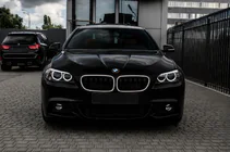 BMW řada 5 F10/F11 2010–2016 LED ledvinky M-Look (lesklá černá) fotografie 1