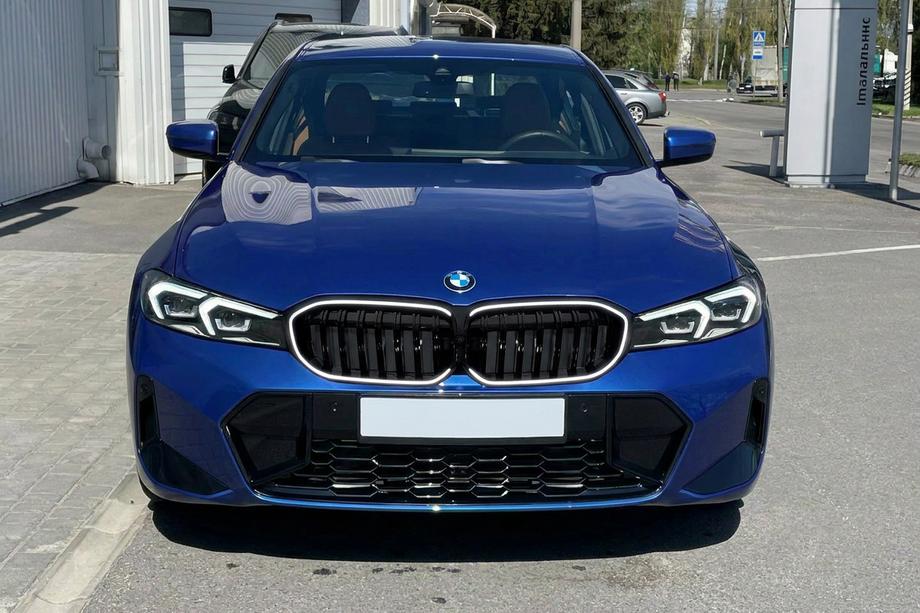 BMW řada 3 G20/G21 2018– Ledvinky 1-Bar LED (2022+, černý lesk) Fotografie 1