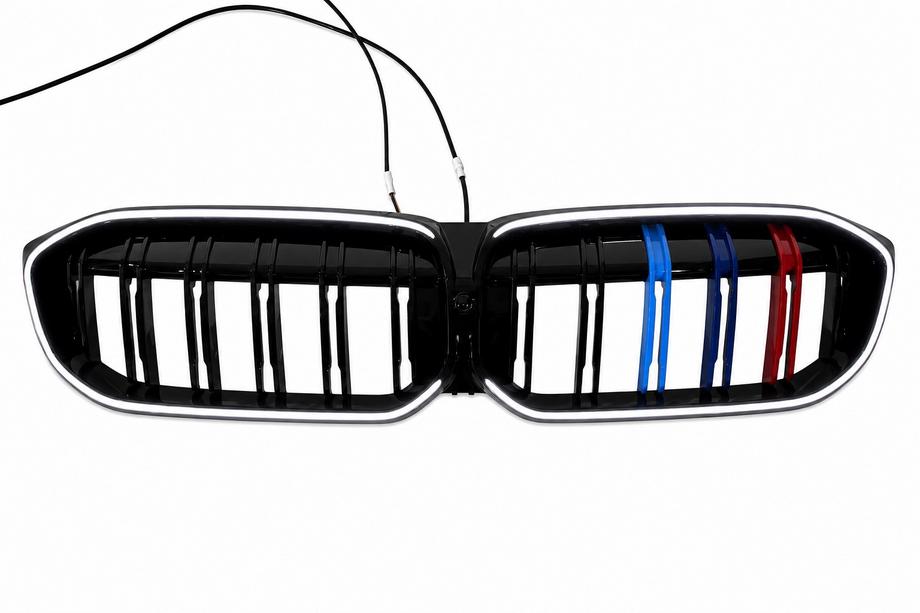 BMW řada 3 G20/G21 2018– LED ledvinky M-Color (2022+, černý lesk) Fotografie 2