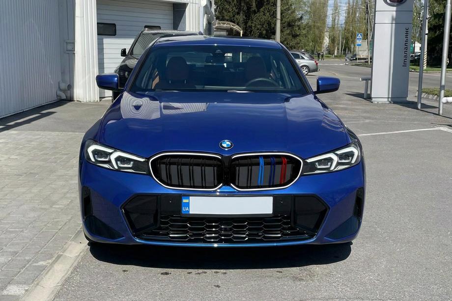 BMW řada 3 G20/G21 2018– LED ledvinky M-Color (2022+, černý lesk) Fotografie 1