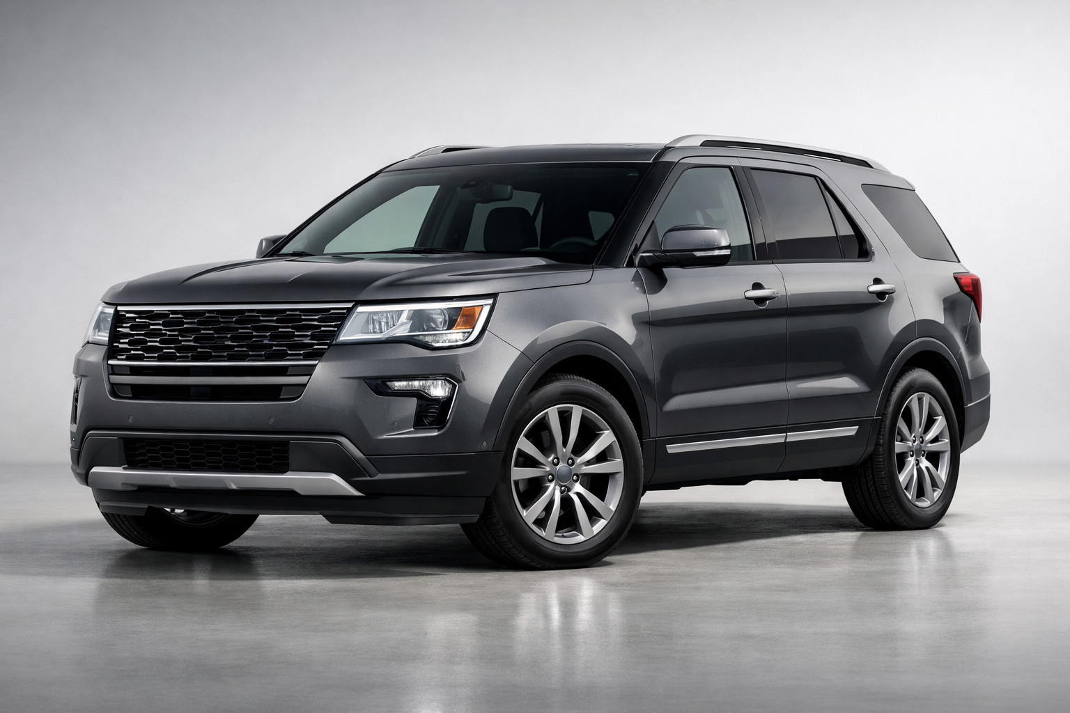 Recenze Ford Explorer 2019–: velké rodinné SUV v novém formátu