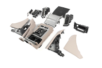 Toyota Land Cruiser 200 2007–2021 Sada pro upgrade interiéru pro rok 2016 (béžová) fotografie 2