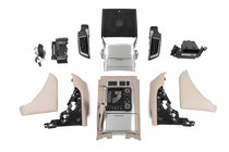 Toyota Land Cruiser 200 2007–2021 Sada pro upgrade interiéru pro rok 2016 (béžová) fotografie 4