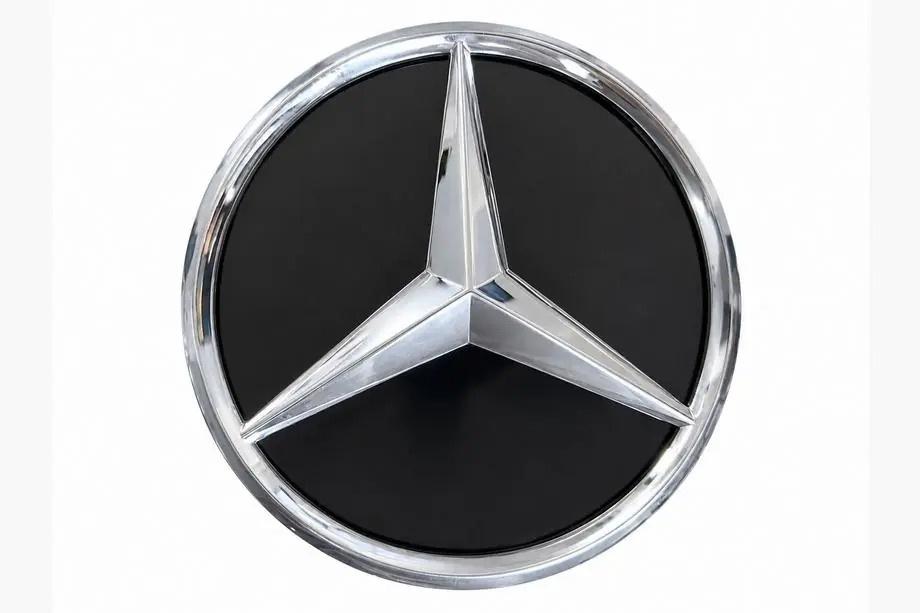 Mercedes GLE/ML třída W166 2011–2018 Přední emblém s lesklým rámečkem (18,4 cm) Image