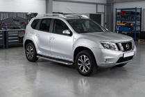 Nissan Terrano 2014– Boční nášlapy Maydos V1 (2 ks, hliník + nerez) fotografie 1