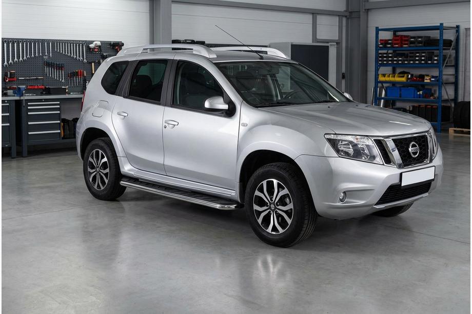Nissan Terrano 2014– Boční nášlapy Maydos V1 (2 ks, hliník + nerez) Image