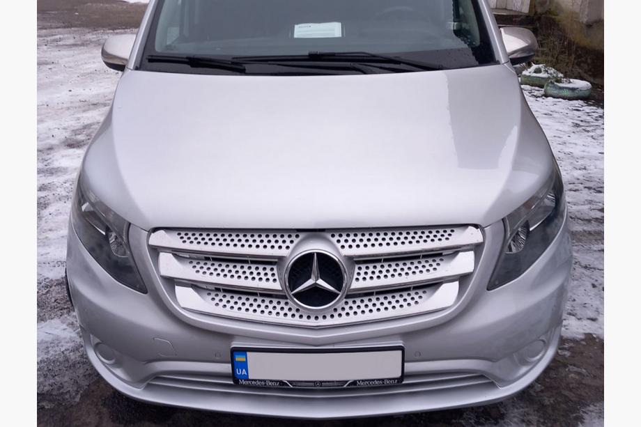 Mercedes Vito/V-class W447 2014– Nerezové lišty na masku chladiče 2014-2020 (5 ks) Image