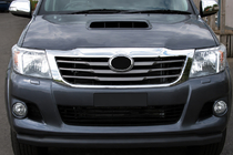 Toyota Hilux 2006–2015 Přední ochranný rám ST008 Black (nerez) fotografie 1