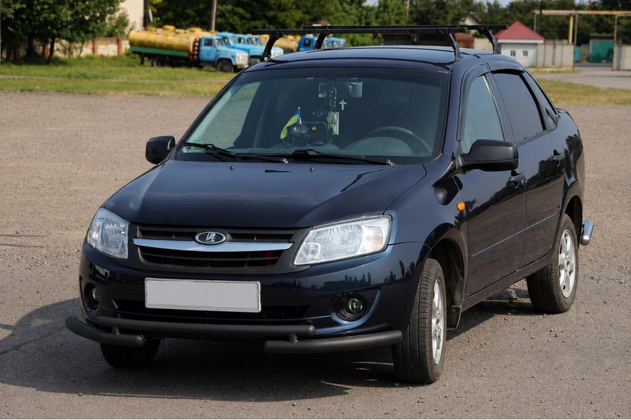 Lada Granta 2011– Přední ochranný rám ST009-2 Black (nerez) Fotografie 2