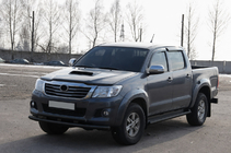 Toyota Hilux 2006–2015 Přední ochranný rám ST014 Black (nerez) fotografie 2