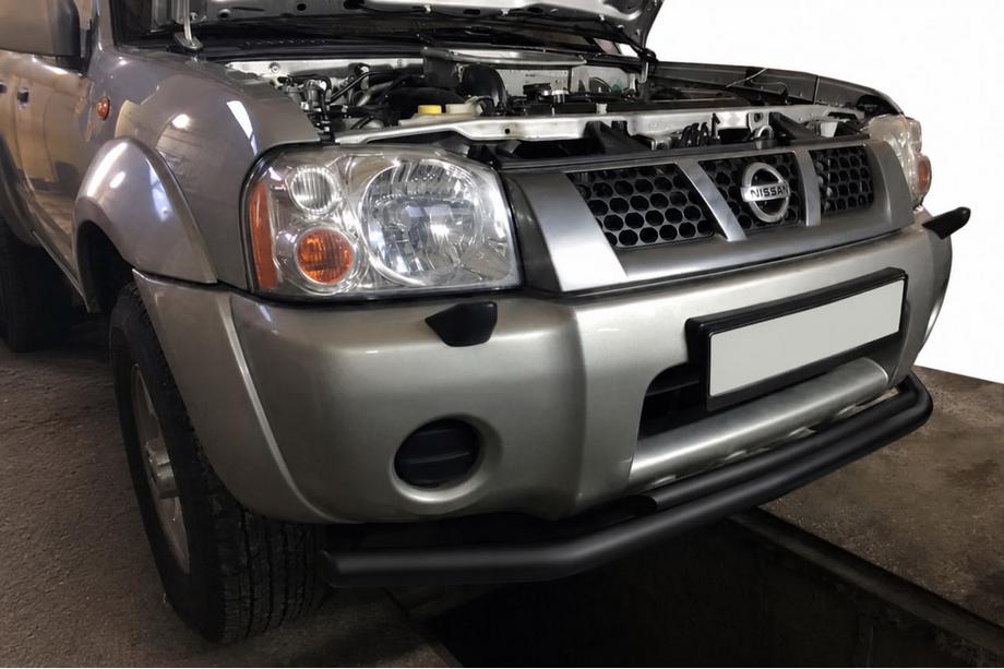 Nissan NP300 1999–2015 Přední ochranný rám ST014 Black (nerez) Image