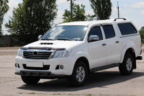 Toyota Hilux 2006–2015 Přední ochranný rám ST015 Black (nerez) fotografie 2