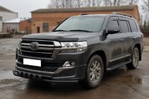 Toyota Land Cruiser 200 2007–2021 Přední ochranný rám ST015 Black (2015+, nerez) fotografie 3