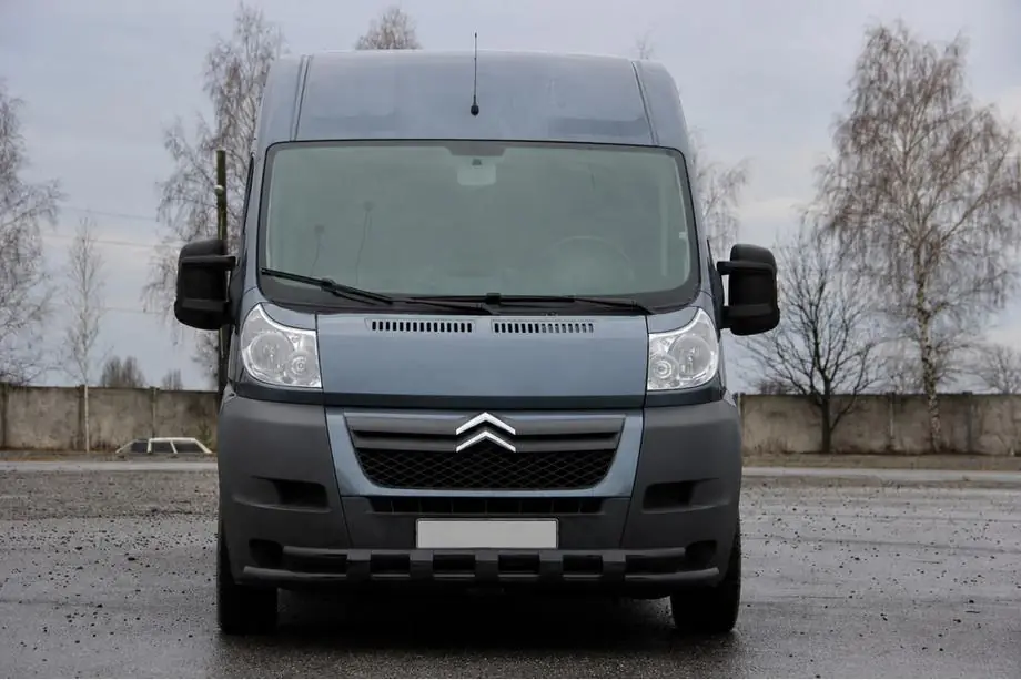 Fiat Ducato 2006–2025 Přední ochranný rám ST015 Black (nerez) Image