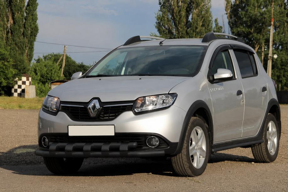 Renault Sandero 2013–2022 Přední ochranný rám ST015 Black (nerez) Image