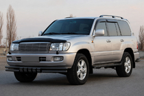 Toyota Land Cruiser 100 1998–2007 Přední ochranný rám ST015 Black (nerez) fotografie 2