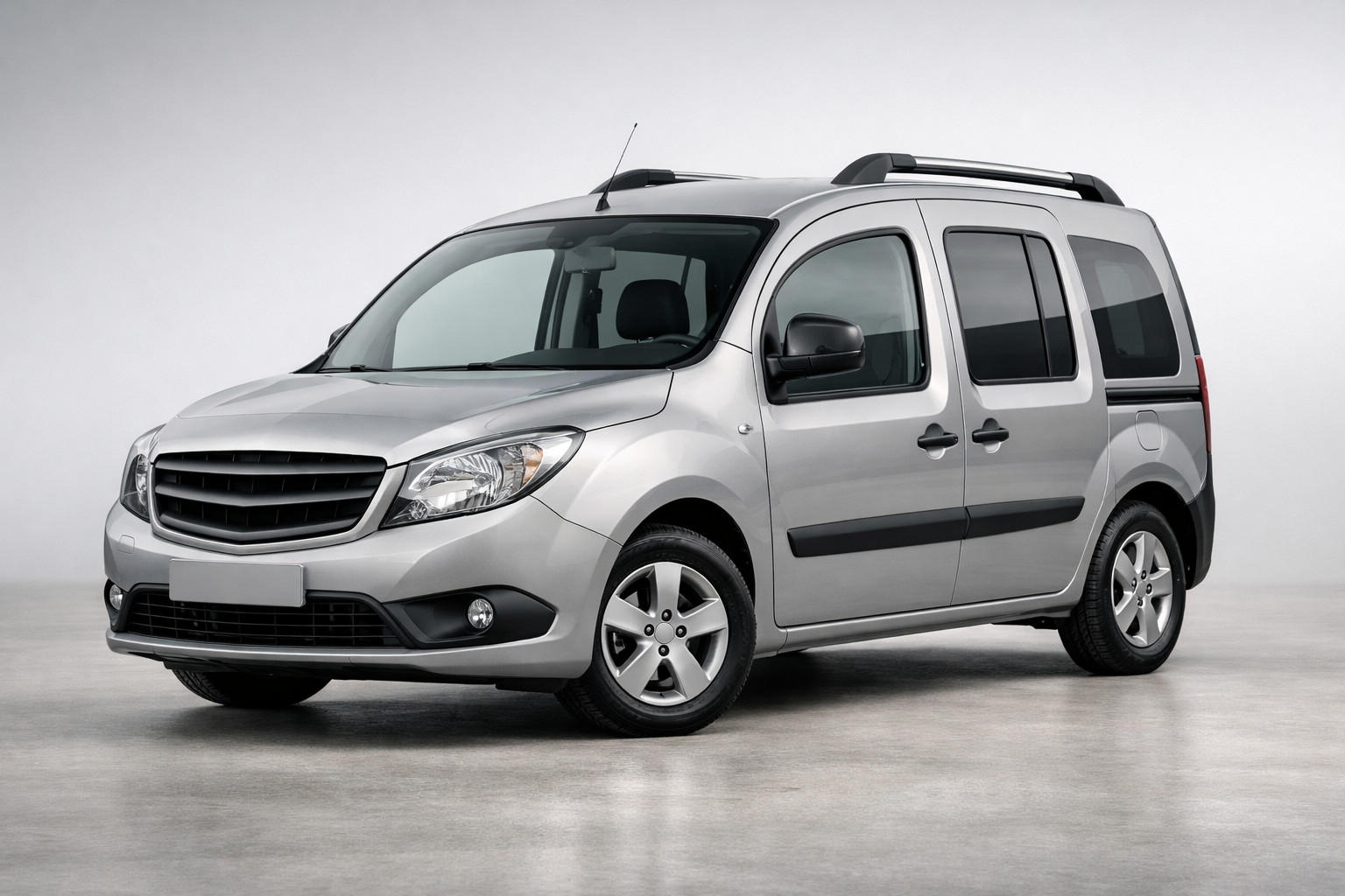 Recenze Mercedes Citan 2013–2021: kompaktní dodávka do města i pro byznys