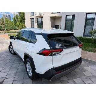 Integrované střešní ližiny šedé OEM V2 (hliník) Toyota Rav 4 2019–2025 fotografie 2