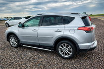 Toyota Rav 4 2019–2025 Střešní ližiny šedé OEM (hliník) fotografie 1