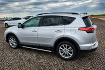 Toyota Rav 4 2019–2025 Střešní ližiny černé OEM (hliník) fotografie 1